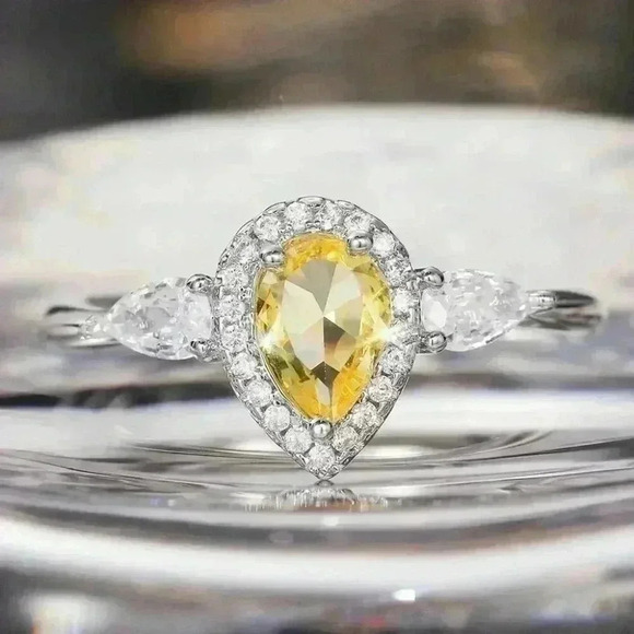 Fabulous 14k Gold Over Silver Citrine Diamond Ring - Picture 2 of 3